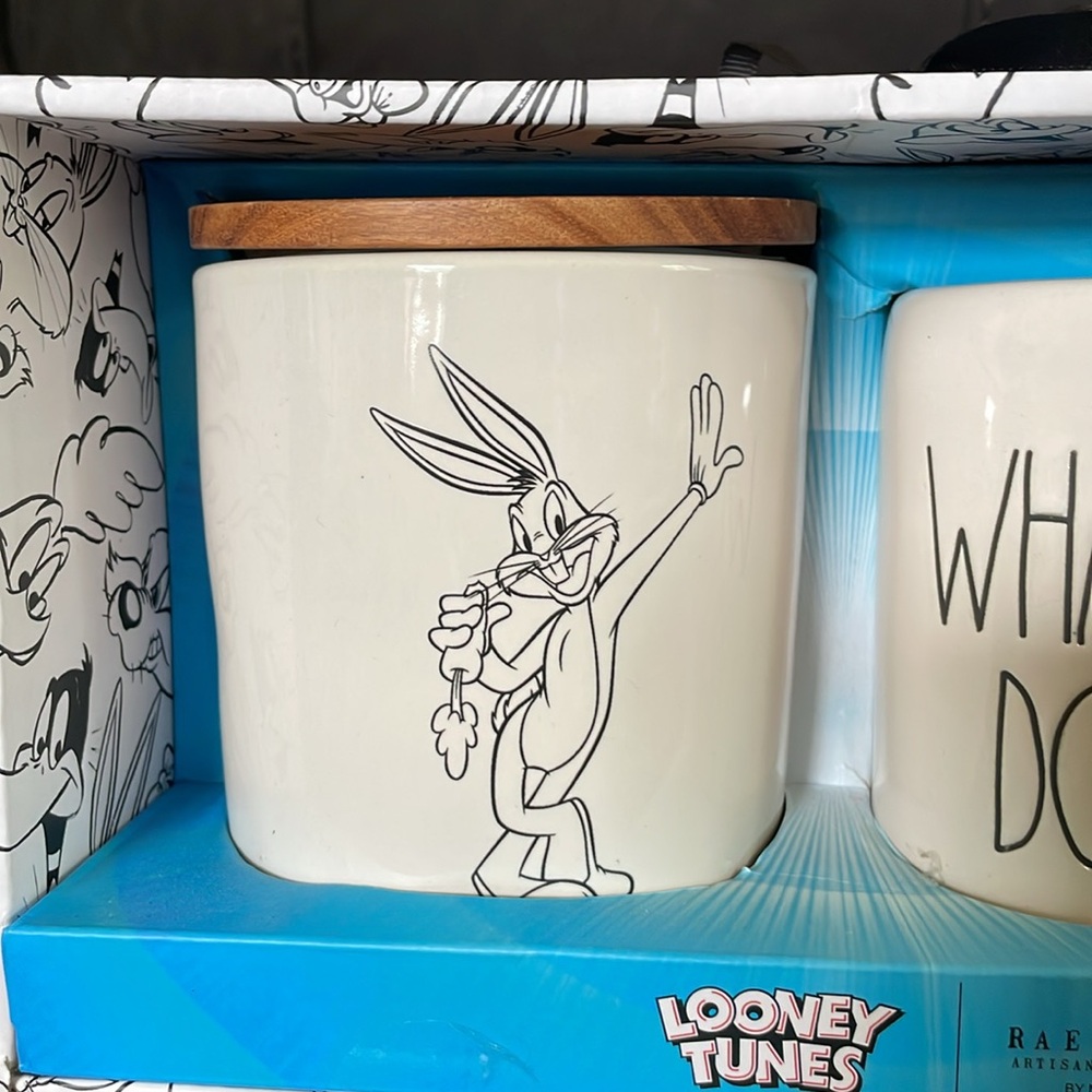 Rae Dunn Looney Tunes BUGS BUNNY Mug and Canister Set NEW "What's Up, Doc?" (3) - Picture 2 of 5